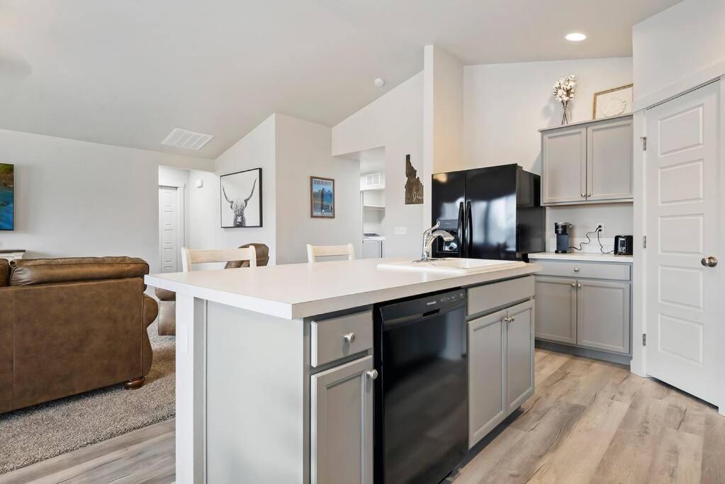 Beautiful Brand New Kuna Home! Exterior foto